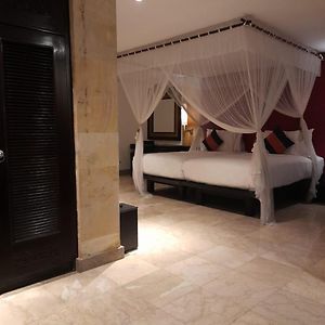 Villa à 2 Chambres à Coucher